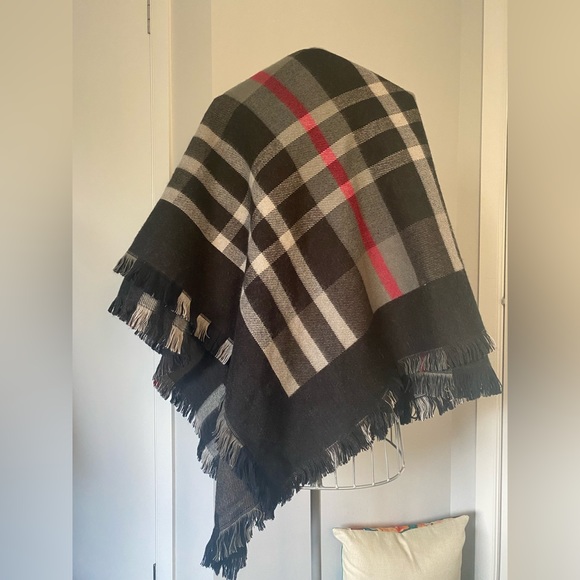 💥 SALE💥 Retro style plaid wrap with metal clip closure - Picture 2 of 9